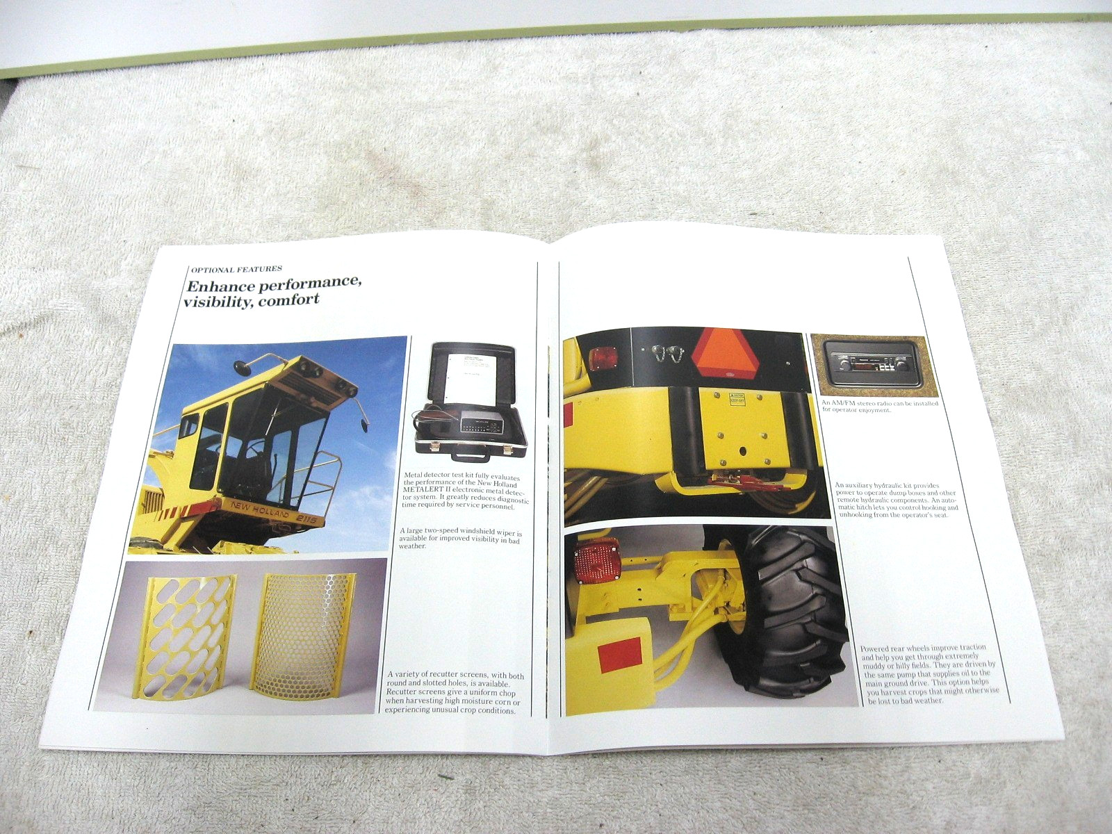 VINTAGE 1989 NEW HOLLAND SELF PROPELLED HARVESTER BROCHURE 1915 2115