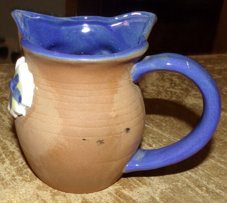 pottery pig face coffee mug in nice shape used