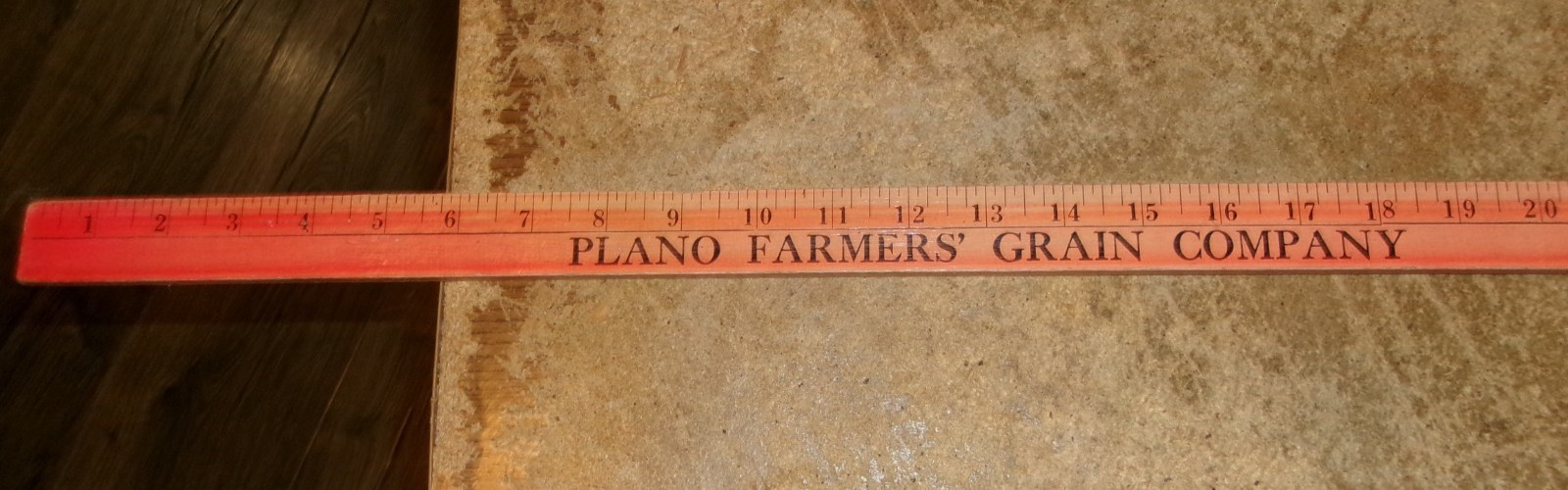 vintage plano farmers grain co. plano,il. 36&Prime; wood yardstick good used