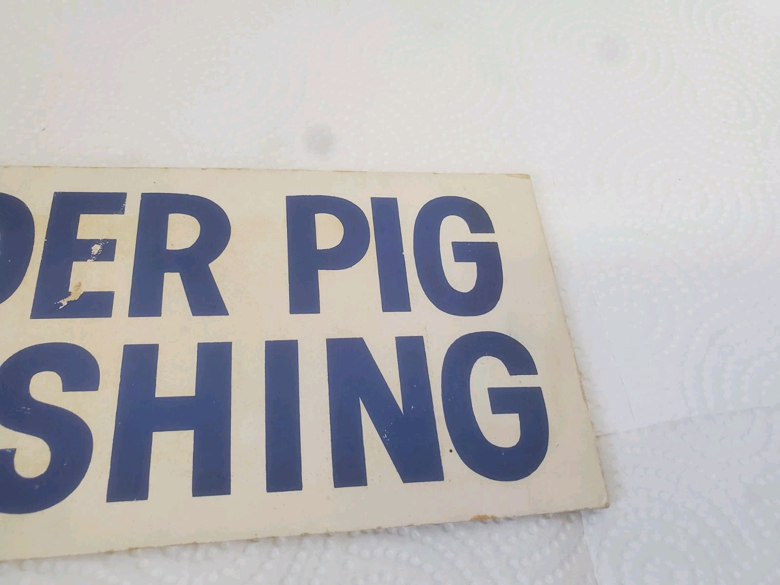 9&Prime; X 3-3/4&Prime; Cardboard Sign Feeder Pig Finishing Magnet Backing Farm Decor #1