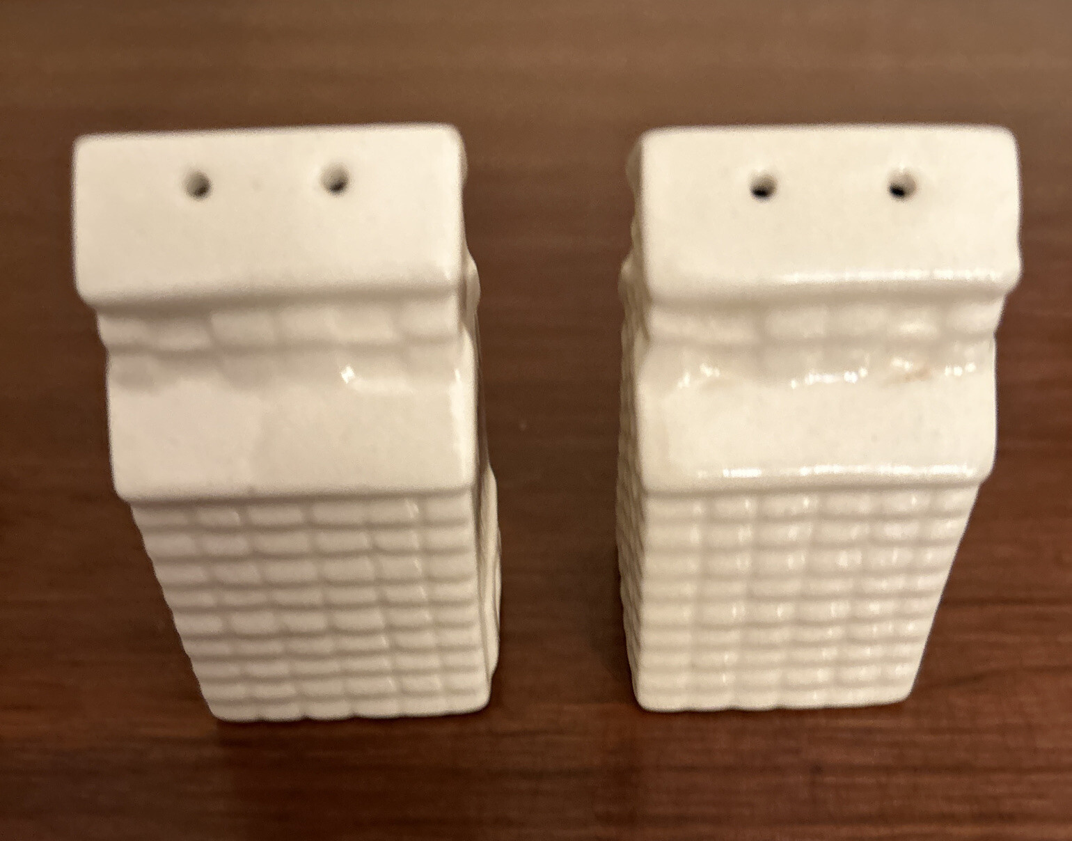 Vintage 1995 Alsen Farmers Elevator Salt & Pepper Shakers North Dakota