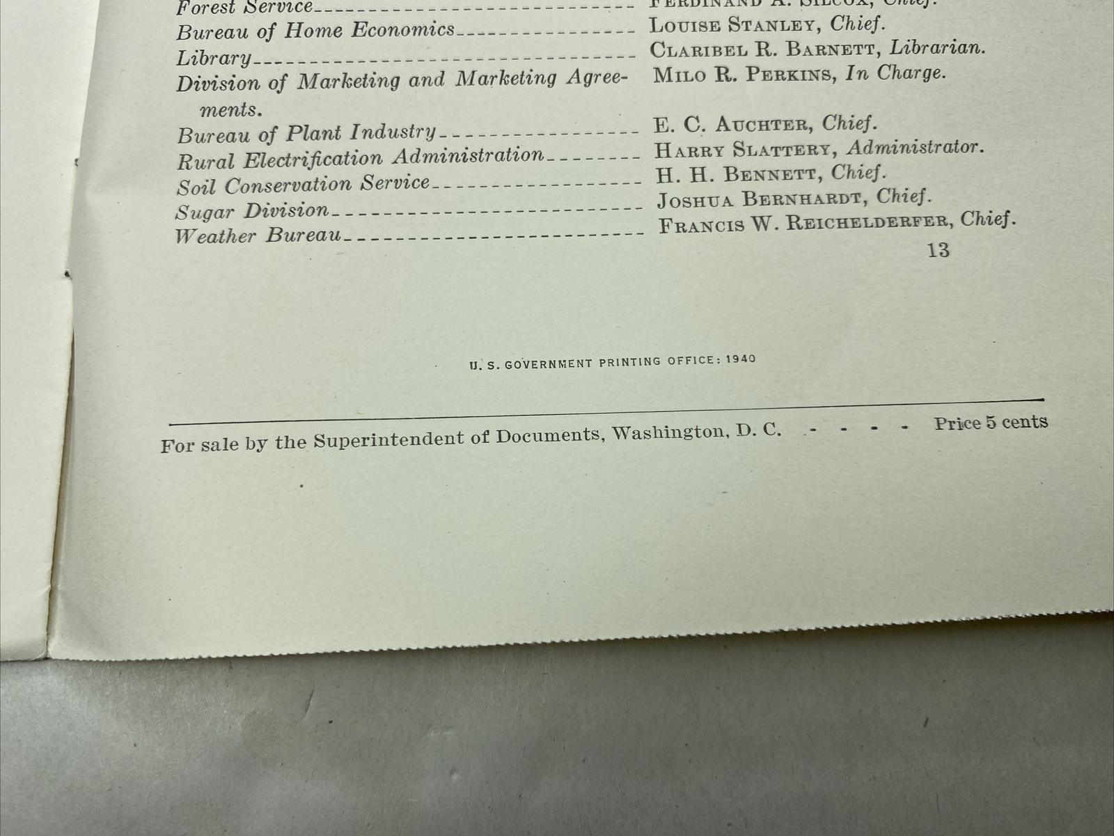 1940 USDA Farmers&rsquo; Bulletin No. 976 Cooling milk and cream on the farm