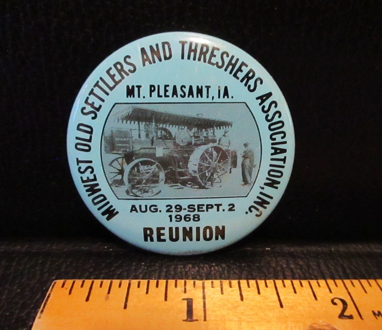 *1968 Midwest Old Settler Thresher Reunion Mt Pleasant IA Pinback Button Tractor