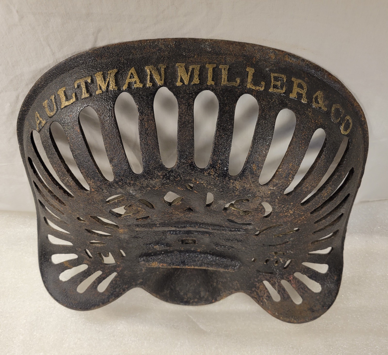 Rare Cast Iron Aultman Miller & Co. Buckeye Akron Farm Implement Tractor Seat