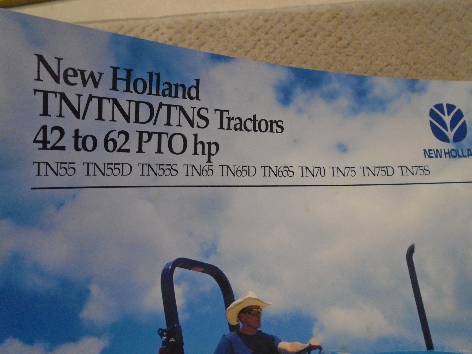 New Holland TN/TND/TNS TRACTORS Sales Brochure 42 to 62 PTO hp TN55/D/S TN65/D