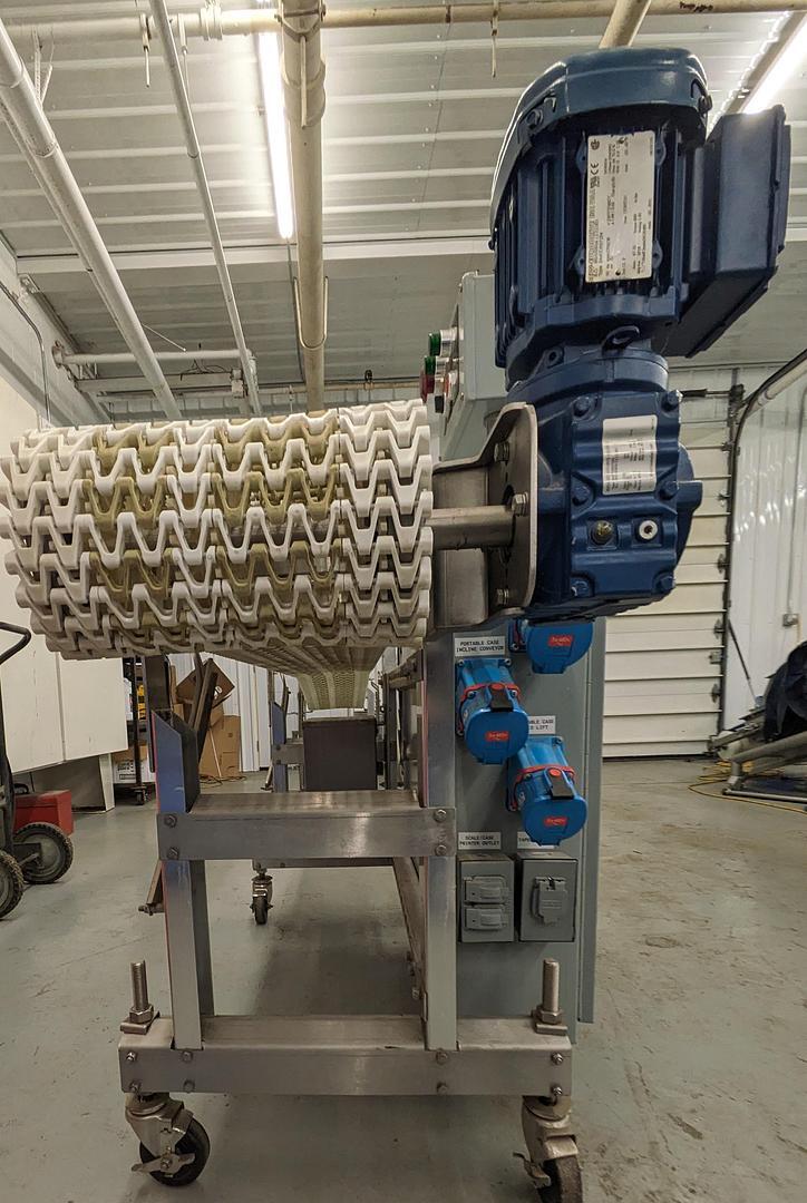 incline conveyor, multi outlet control panel, casters