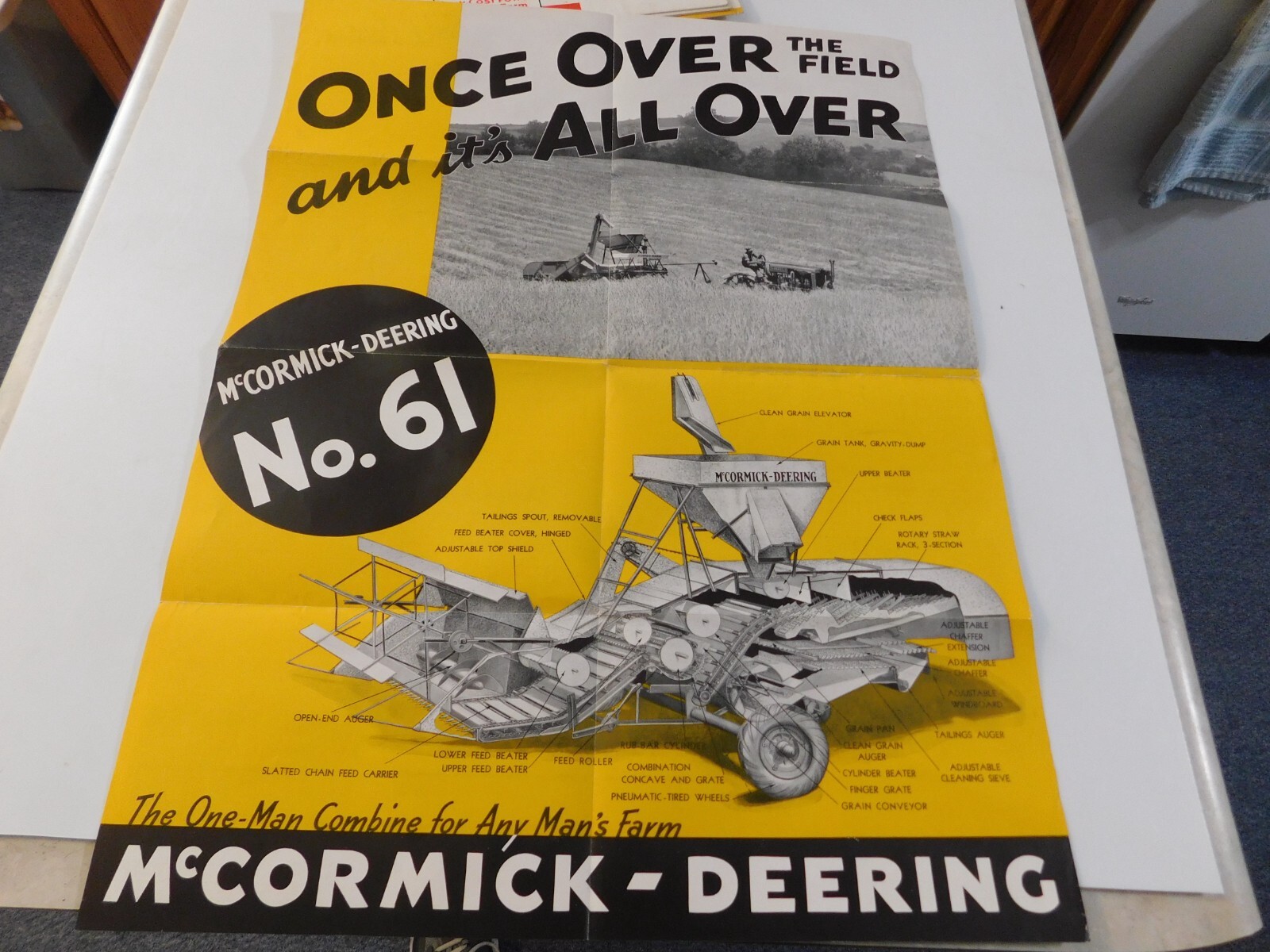 McCORMICK DEERING NO. 61 COMBINE THRESHER SALES BROCHURE FOLDOUT GERING NEBRASKA