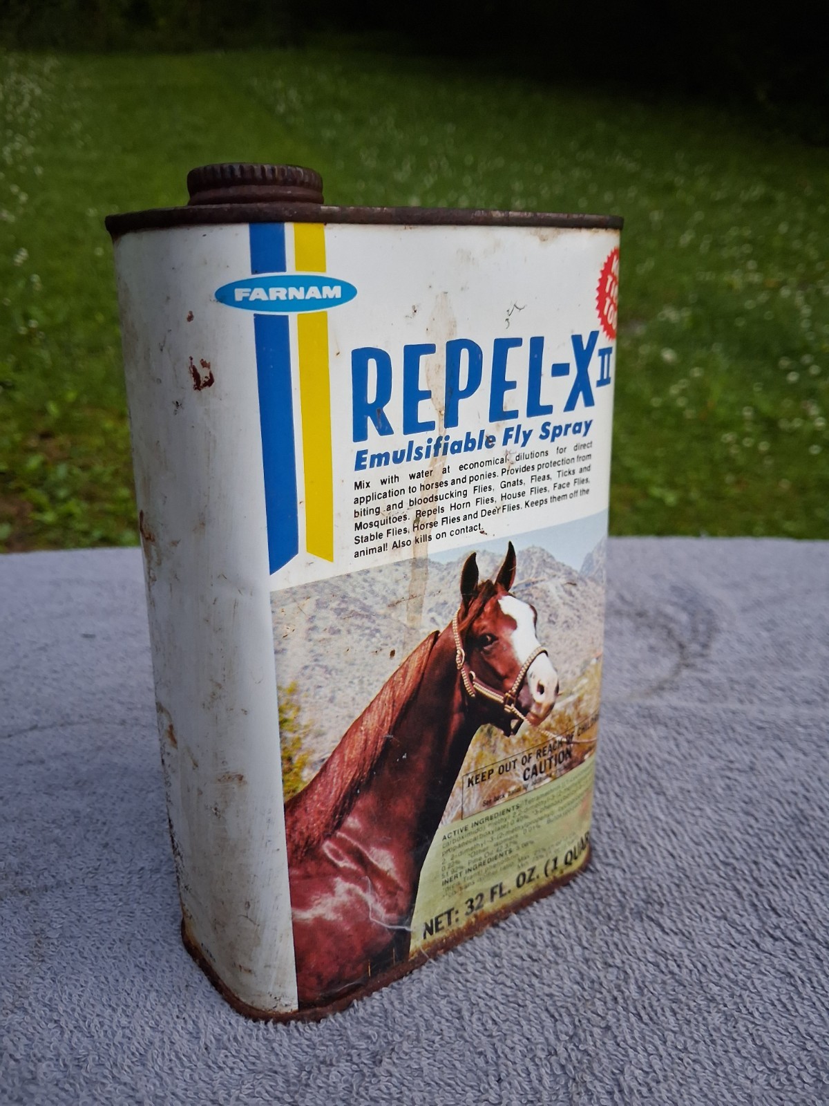 Graphic Antique Horse Advertising Can / Farm