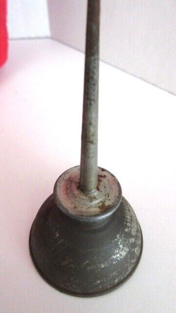 Vintage Pratt&rsquo;s Animal Regulator Advertising Funnel w Dispensing Can