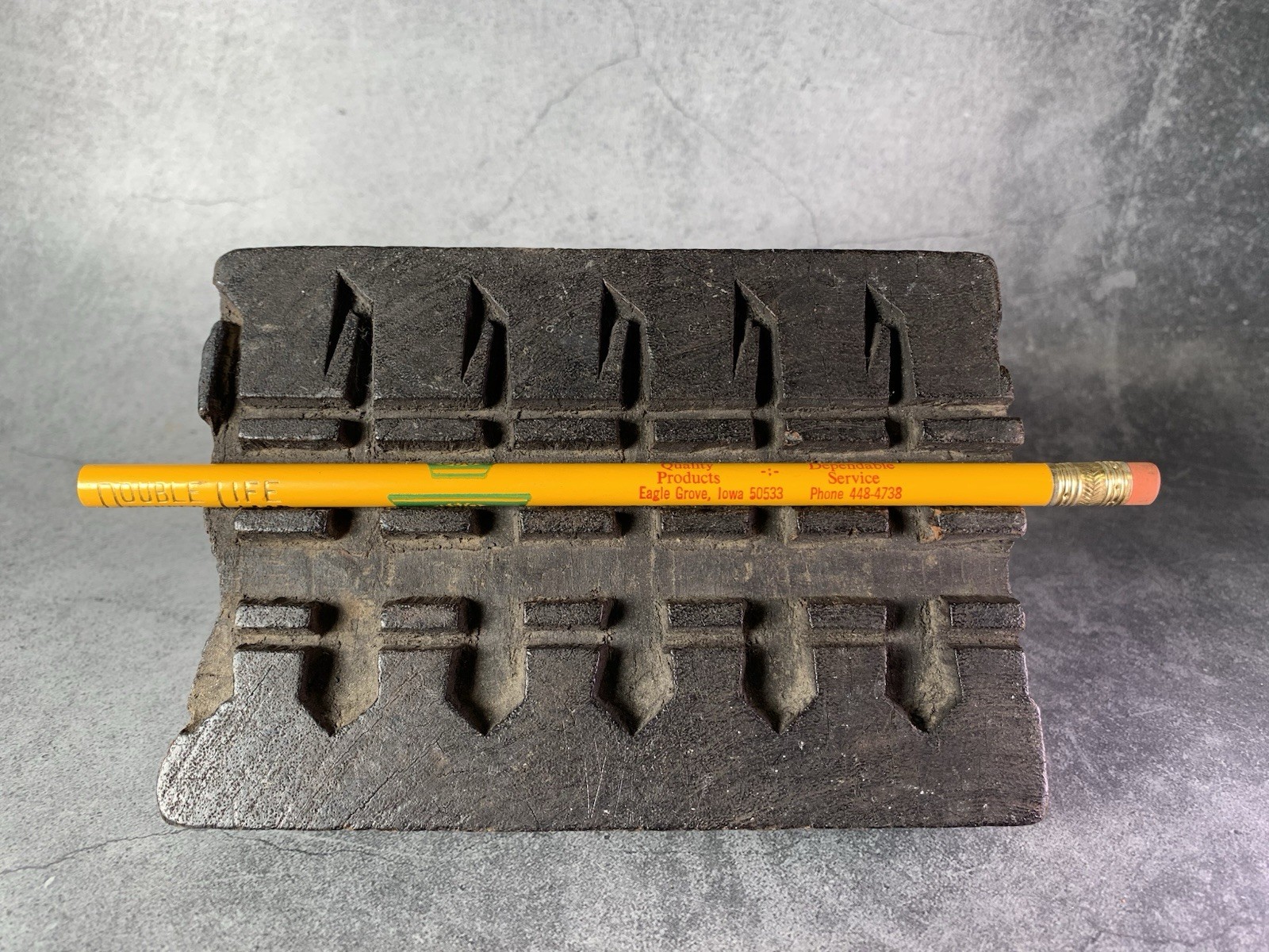 M&M Livestock Products – Eagle Grove, Iowa, IA | Vintage Advertising Pencil