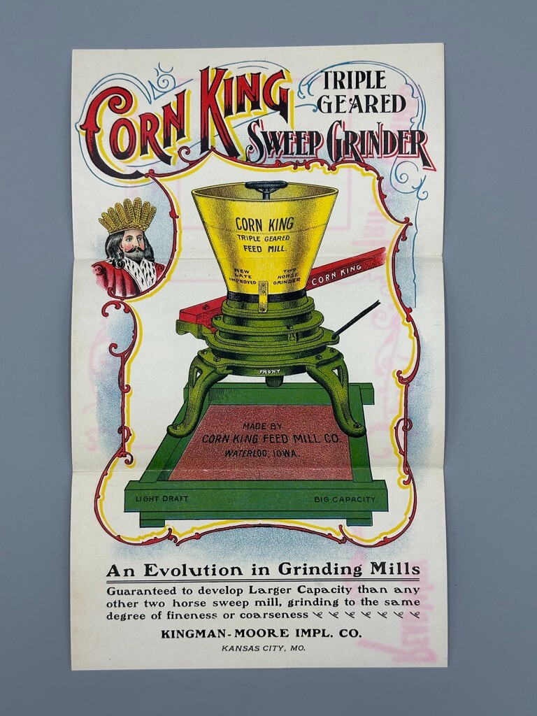 c 1900 CORN KING Grinder Mill FARM Advertising Folding Trade Card WATERLOO Iowa
