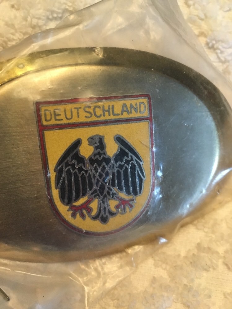 NEW Deutschland Enamel COLLECTOR BELT BUCKLE~Yellow/Black~HOOVER&rsquo;S MFG. CO