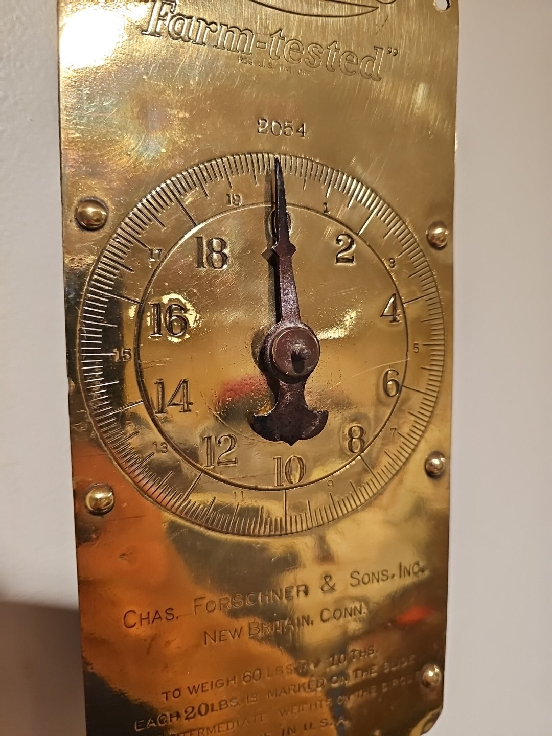 Larro Brass Hanging Dairy &lsquo;Farm Tested&rsquo; Scale