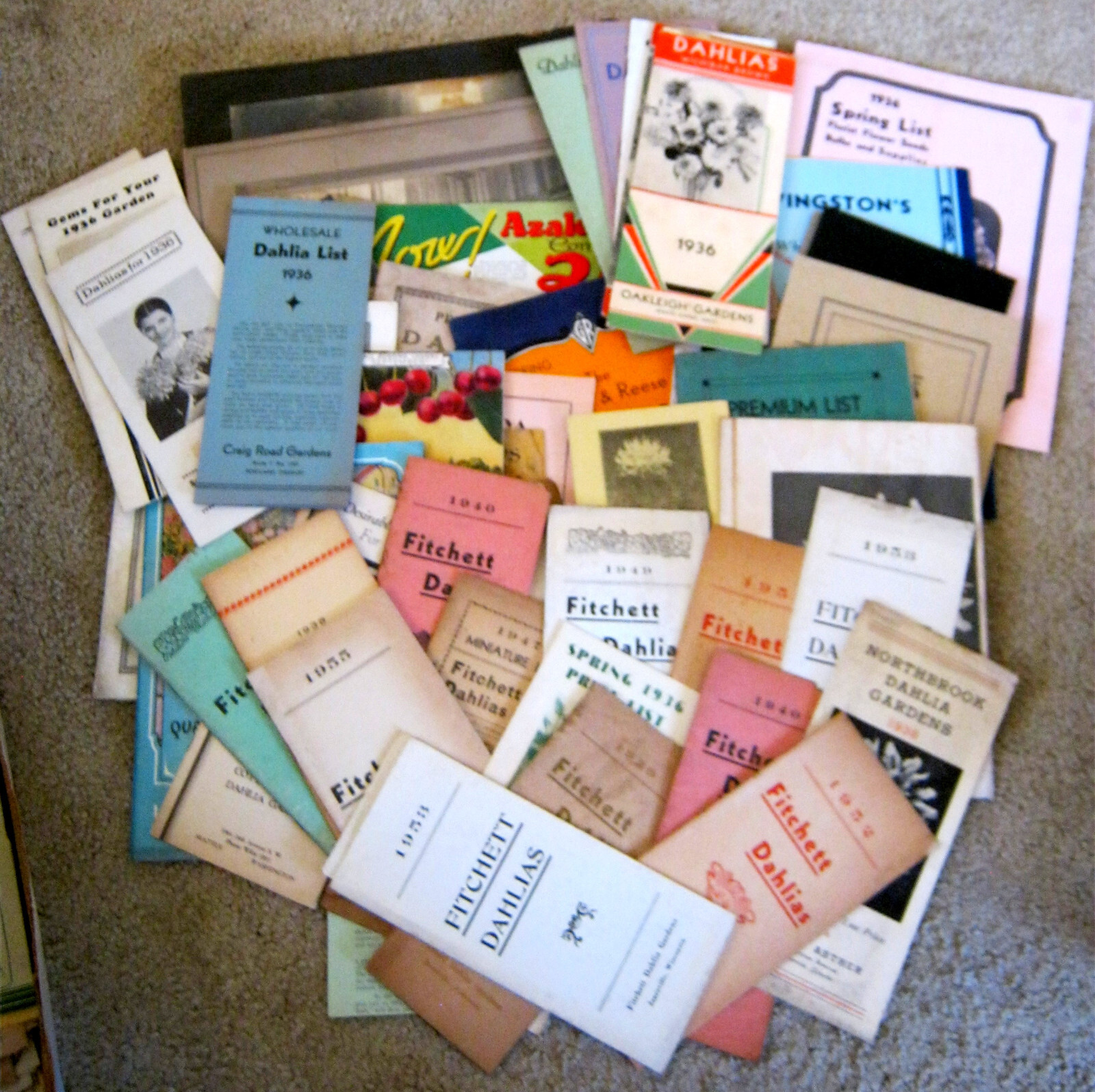 HUGE 1900-50&rsquo;s Collection DAHLIAS & Flower Clubs Seeds BOOKLETS Brochure Letters