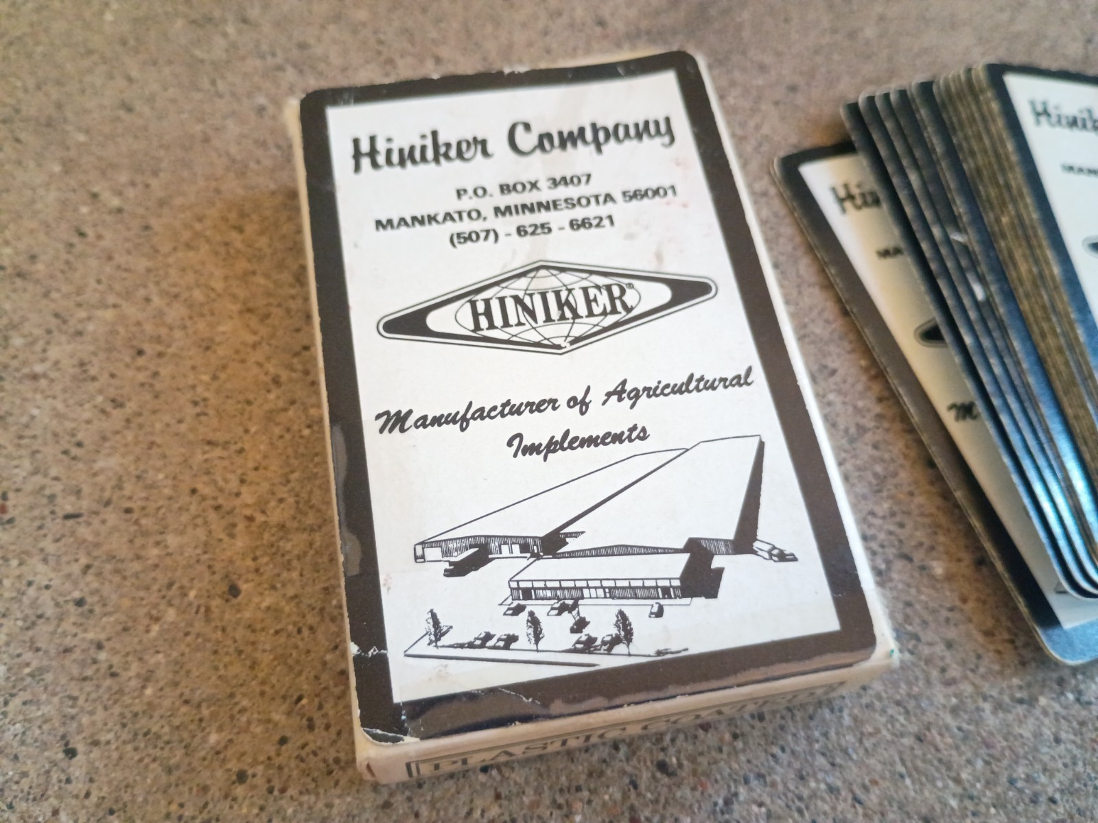 —Vtg Hiniker Company Mankato MN Deck of 54 playing cards Ag Implement Tractor