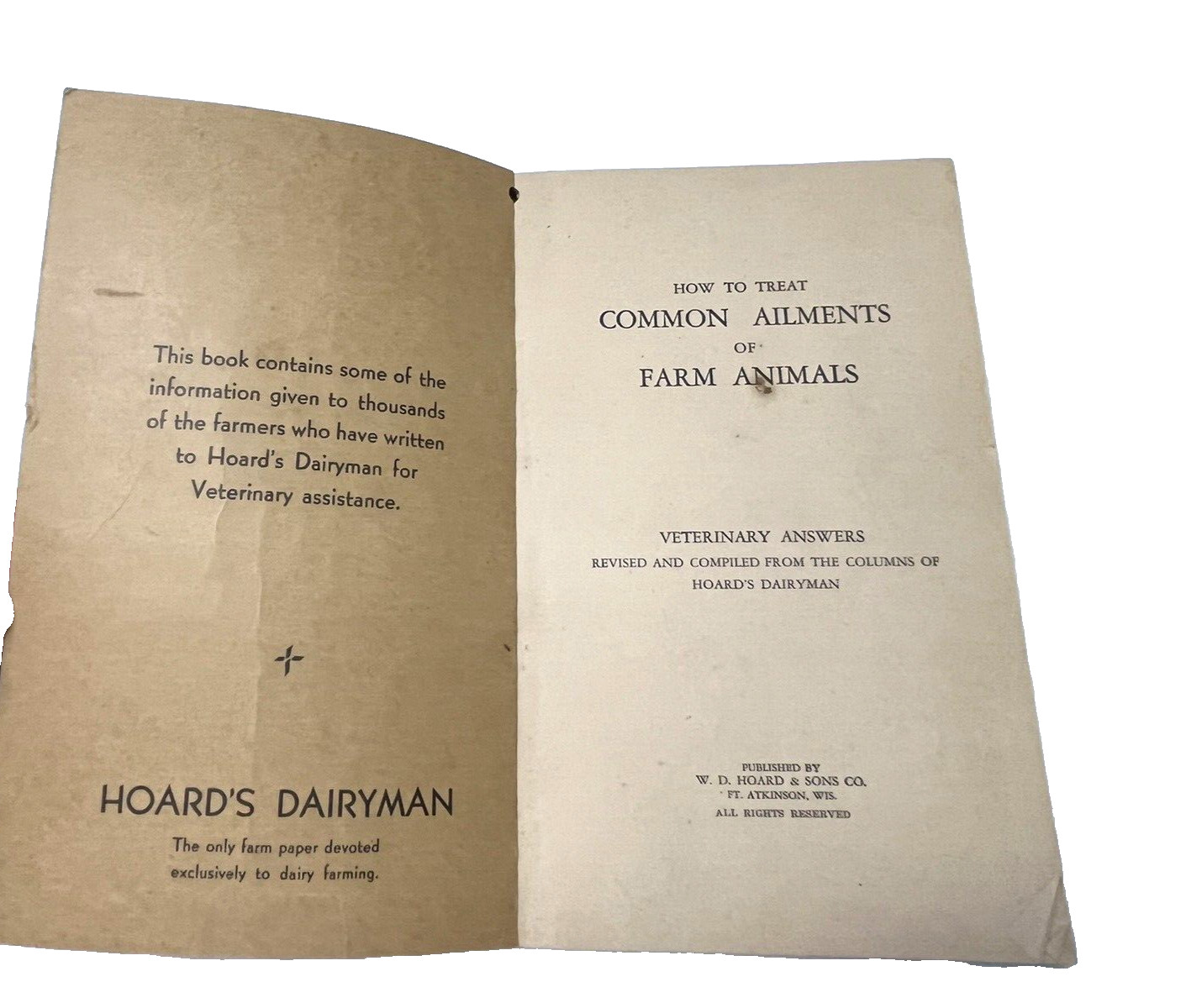 Hoards Booklet LOT Common Ailments Dairyman Feed Guide Farm Animals Cow Pig VTG