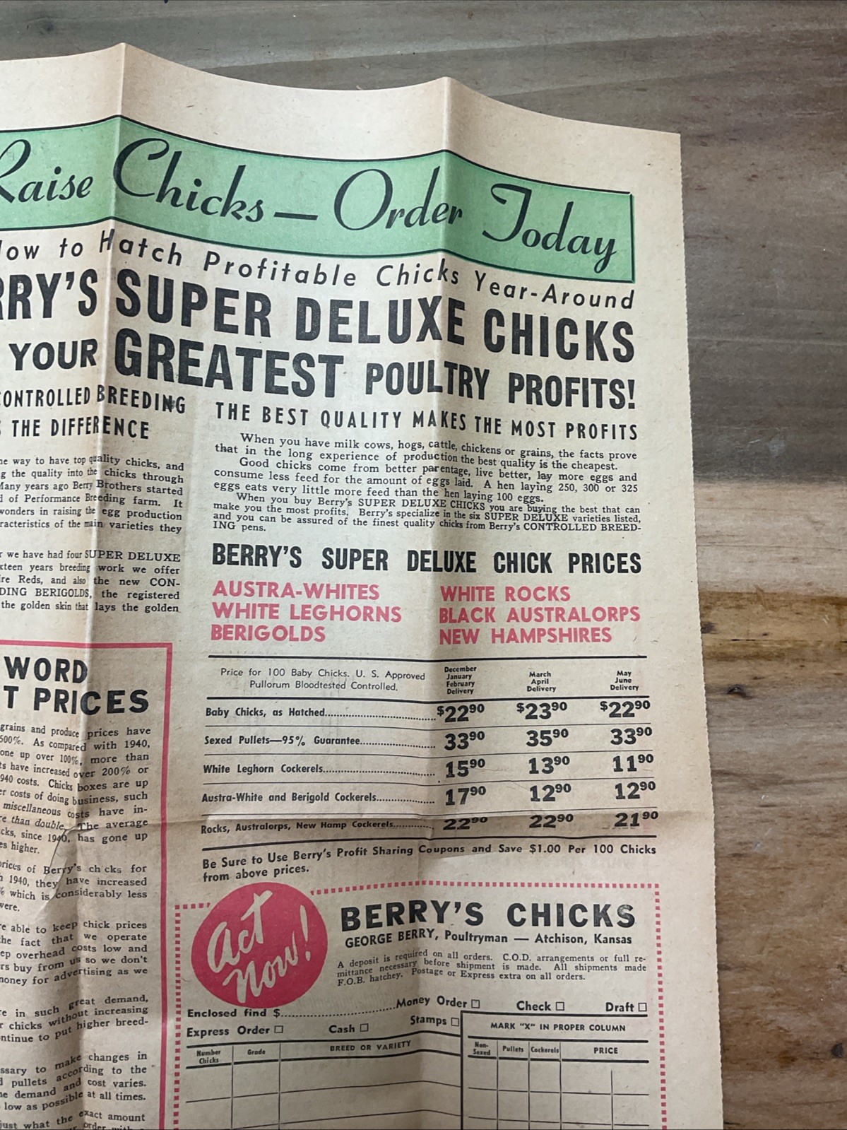 1940s Berrys Chicks Atchison Kansas Poultry Farm Advertisements Newspaper B26