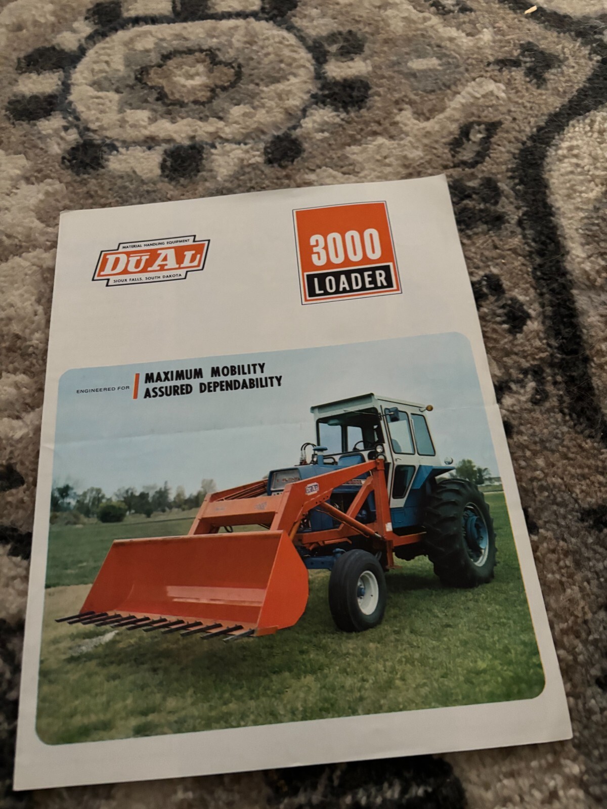 DuAL 3000 Farm Tractor Loader Brochure FCCA25