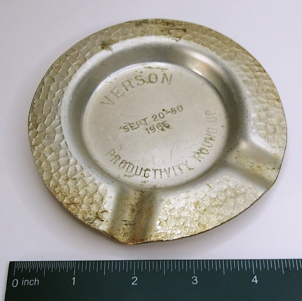 1966 5&Prime; metal advertising Ashtray Verson Productivity Round Up pressed READ