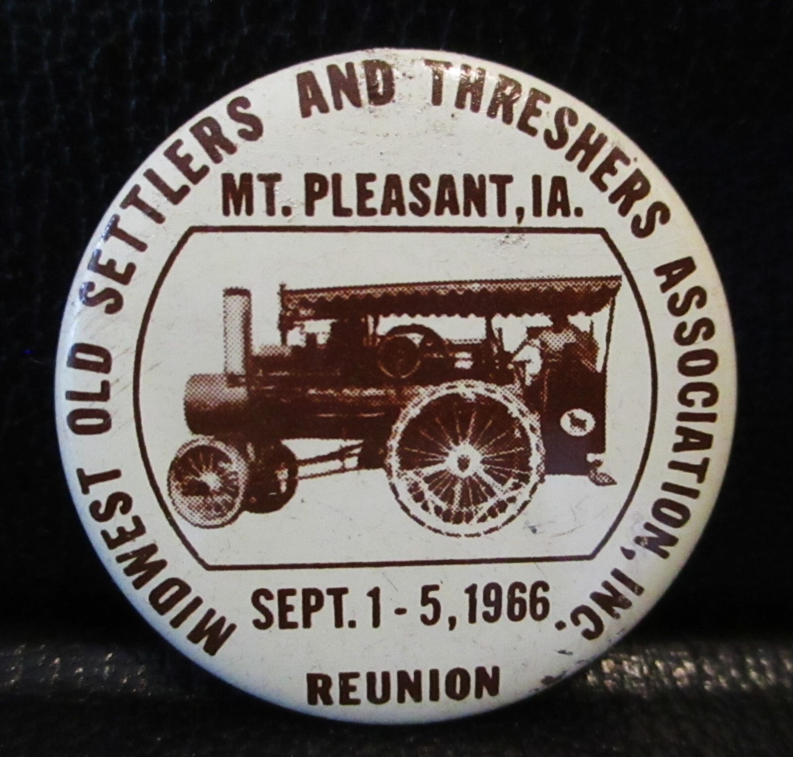 Midwest Old Settlers Threshers Mt Pleasant Iowa IA 1966 Membership Card & Button
