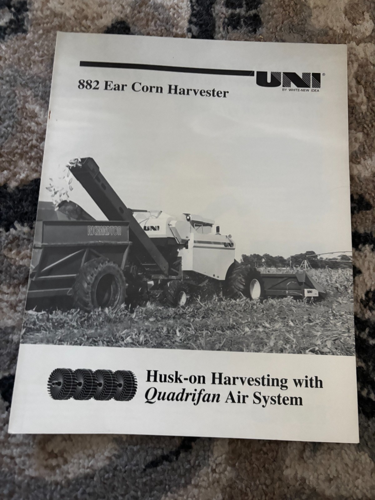 New Idea 882 Ear Corn Husker For 1992 Brochure DCPA26