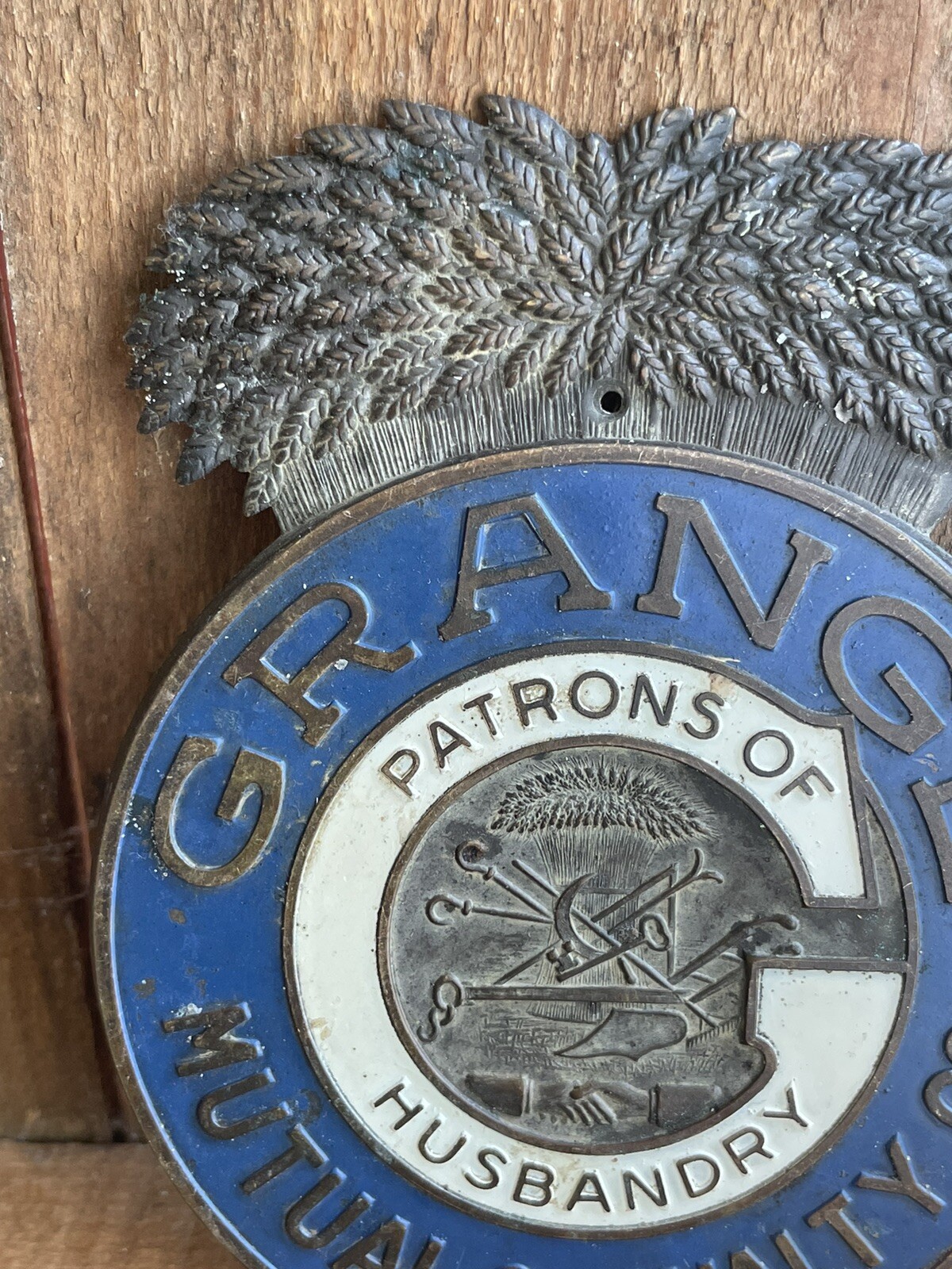 Antique GRANGE Husbandry Farm Agricultural Mutual Casualty Ins. Radiator Badge