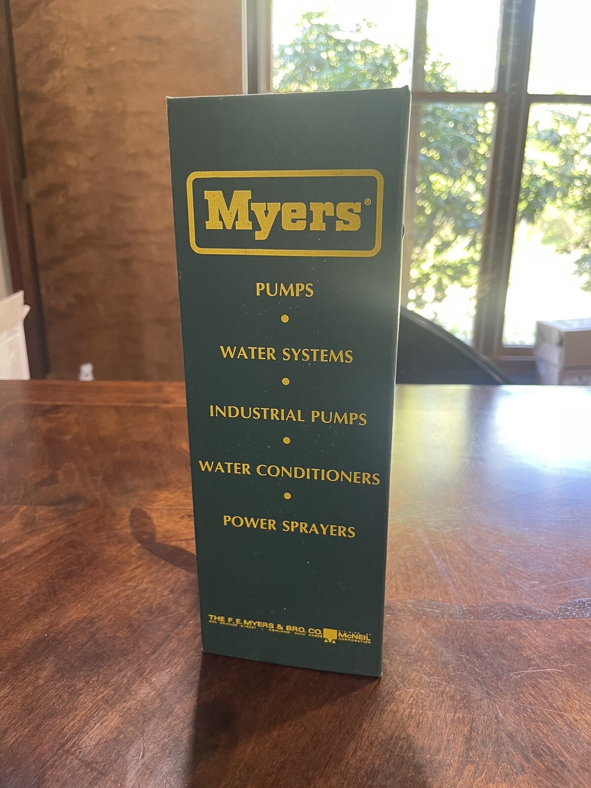 The F.E. Myers Dealer Catalog Color Brochures-Pumps water systems power sprayers