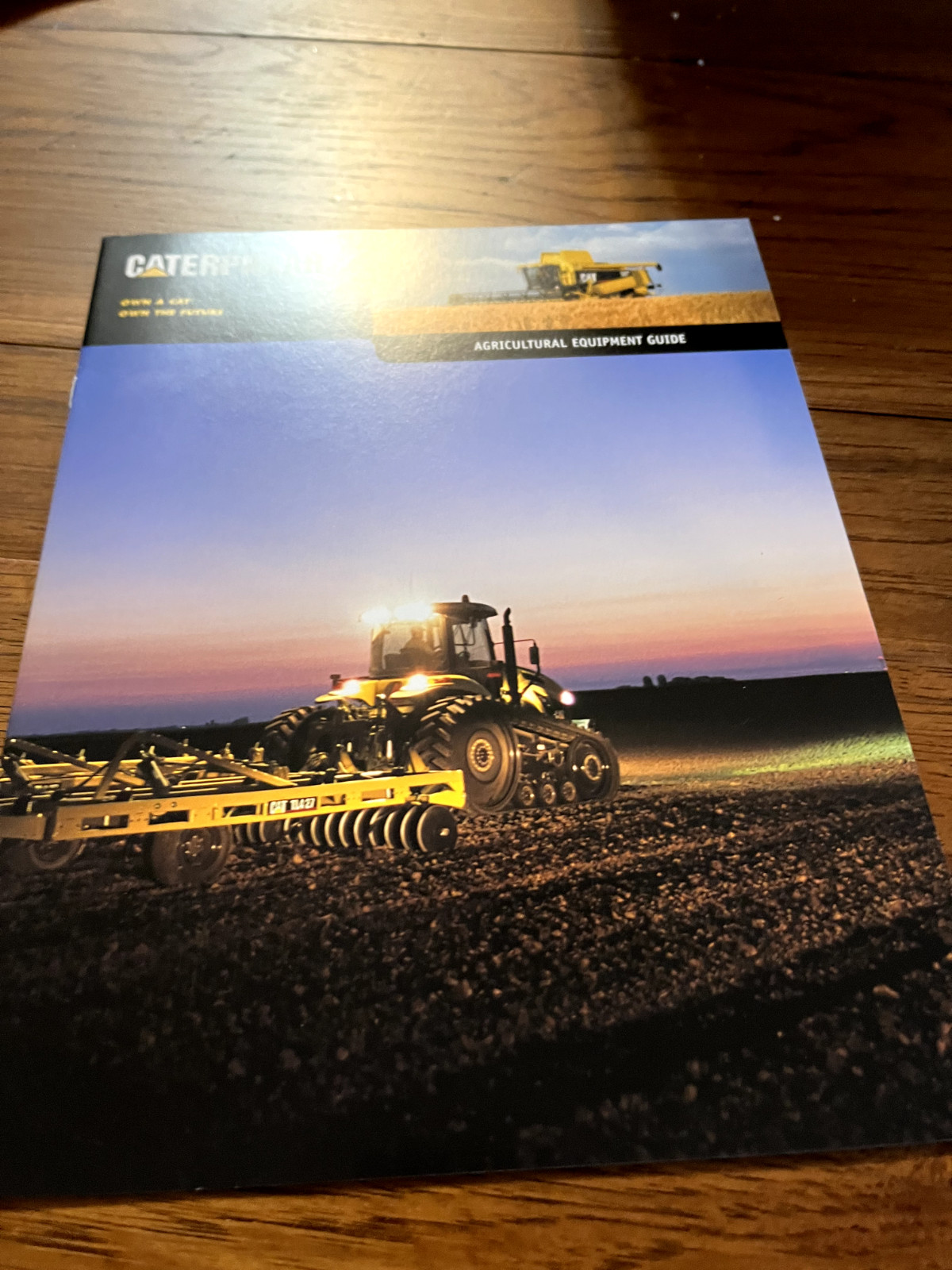 Caterpillar CAT Agricultural Equipment Guide For 2001 Brochure FCCA