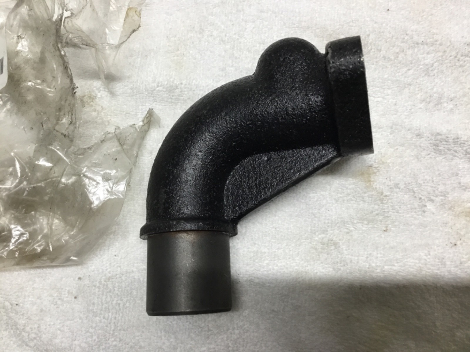 Exhaust Manifold Elbow Fits Kubota L175 L185 L225 L245 L2000 L2201 15221-12325
