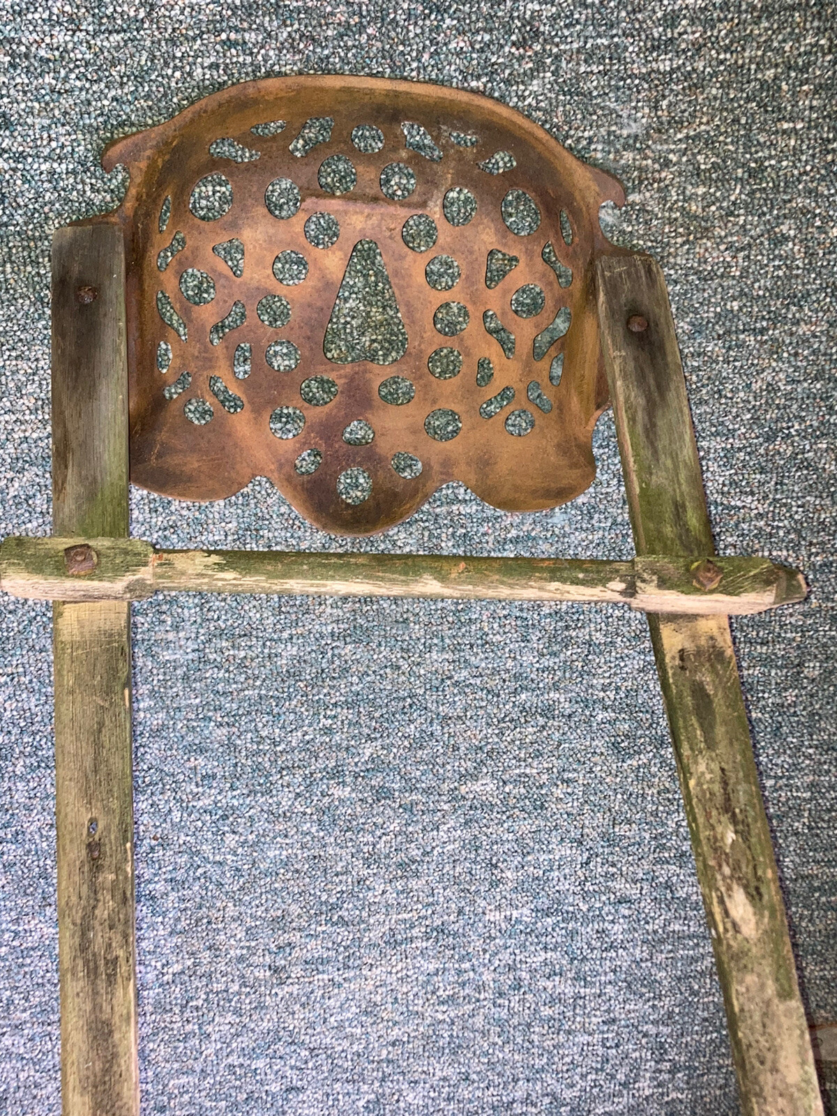 Antique Rare Cast Iron Seat – Unusual Mounting