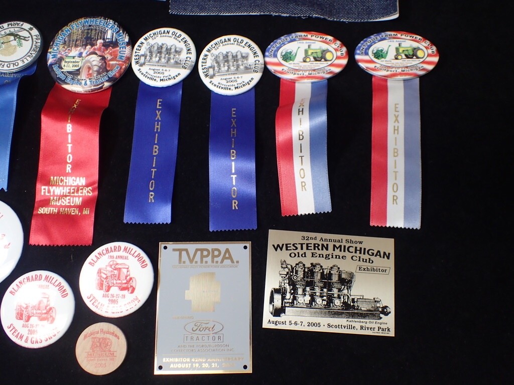 Vintage (19) ANTIQUE TRACTOR & GAS STEAM ENGINE SHOW Button Pins Ribbons Plaques