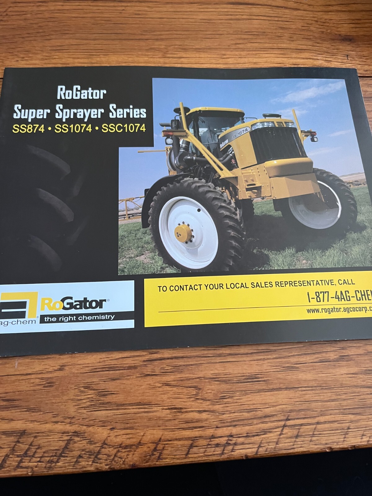 Ag-Chem SS874 SS1074 SSC1074 RoGator Sprayer For 2009 Brochure AMIL22