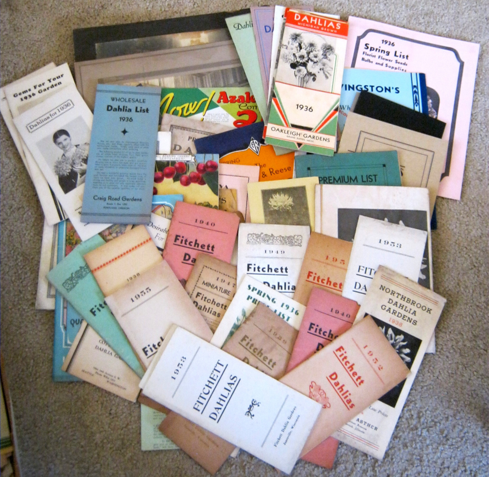 HUGE 1900-50&rsquo;s Collection DAHLIAS & Flower Clubs Seeds BOOKLETS Brochure Letters