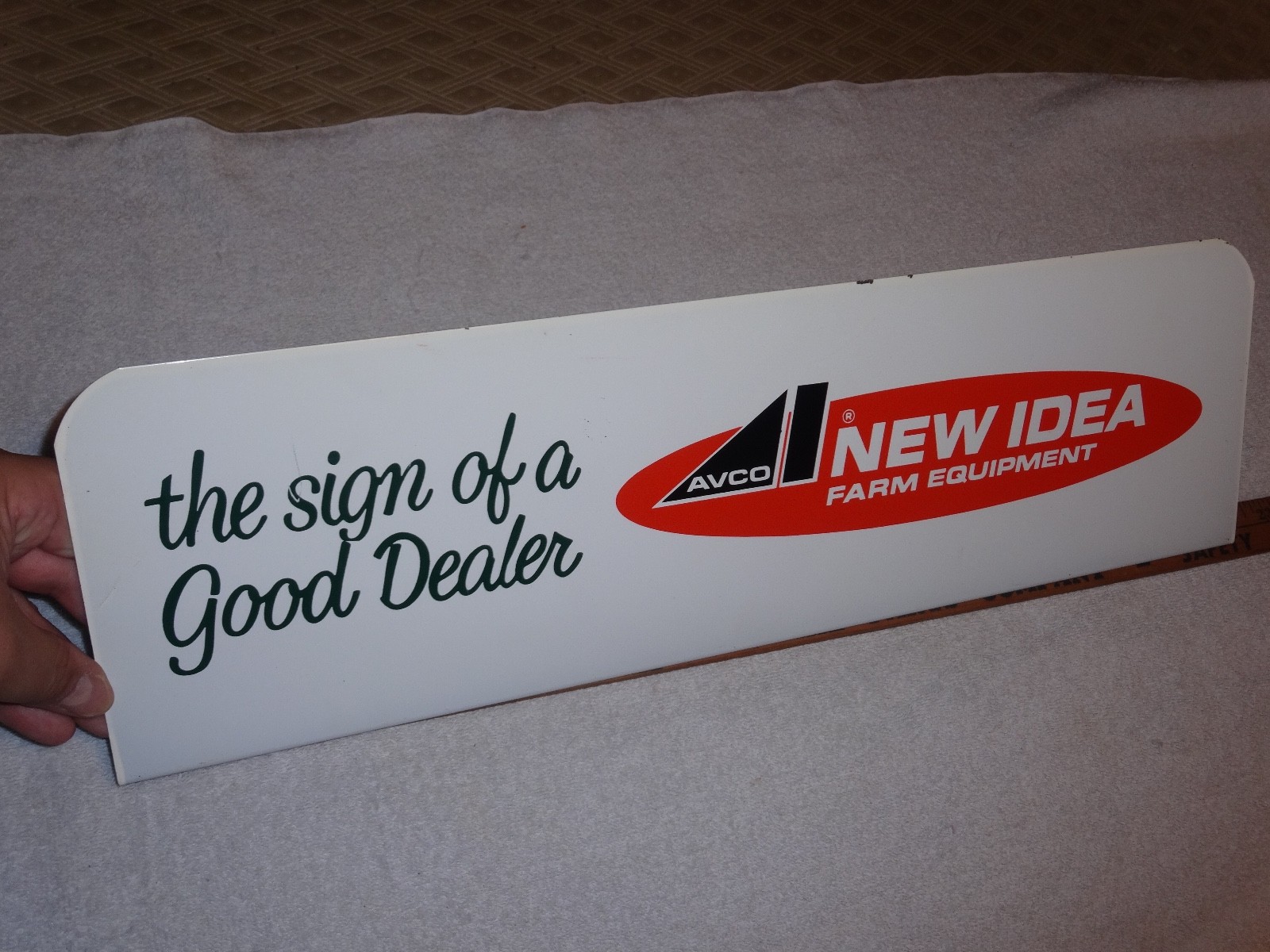 VINTAGE ANTIQUE ORIGINAL NEW IDEA FARM EQUIPMENT TRACTOR DEALER 21.5&Prime; METAL SIGN