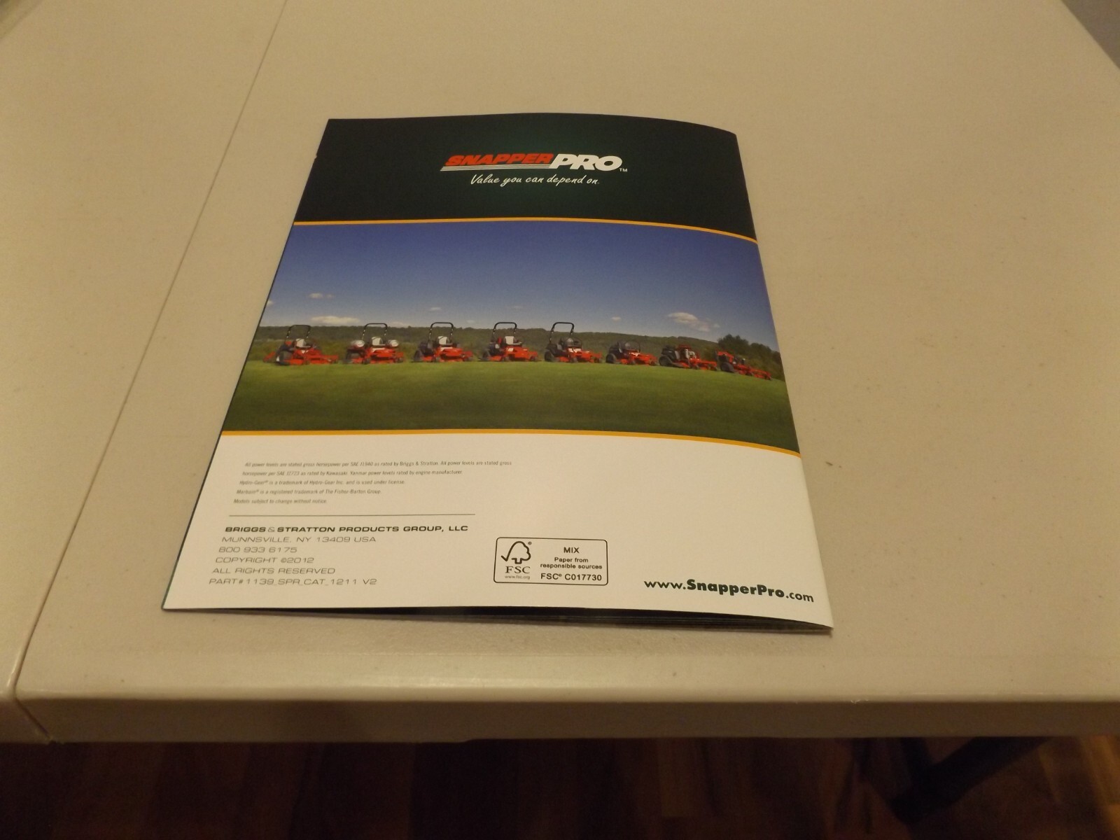 SNAPPER PRO Value you can depend on, LIT # 1139_SPR_CAT_121 2012