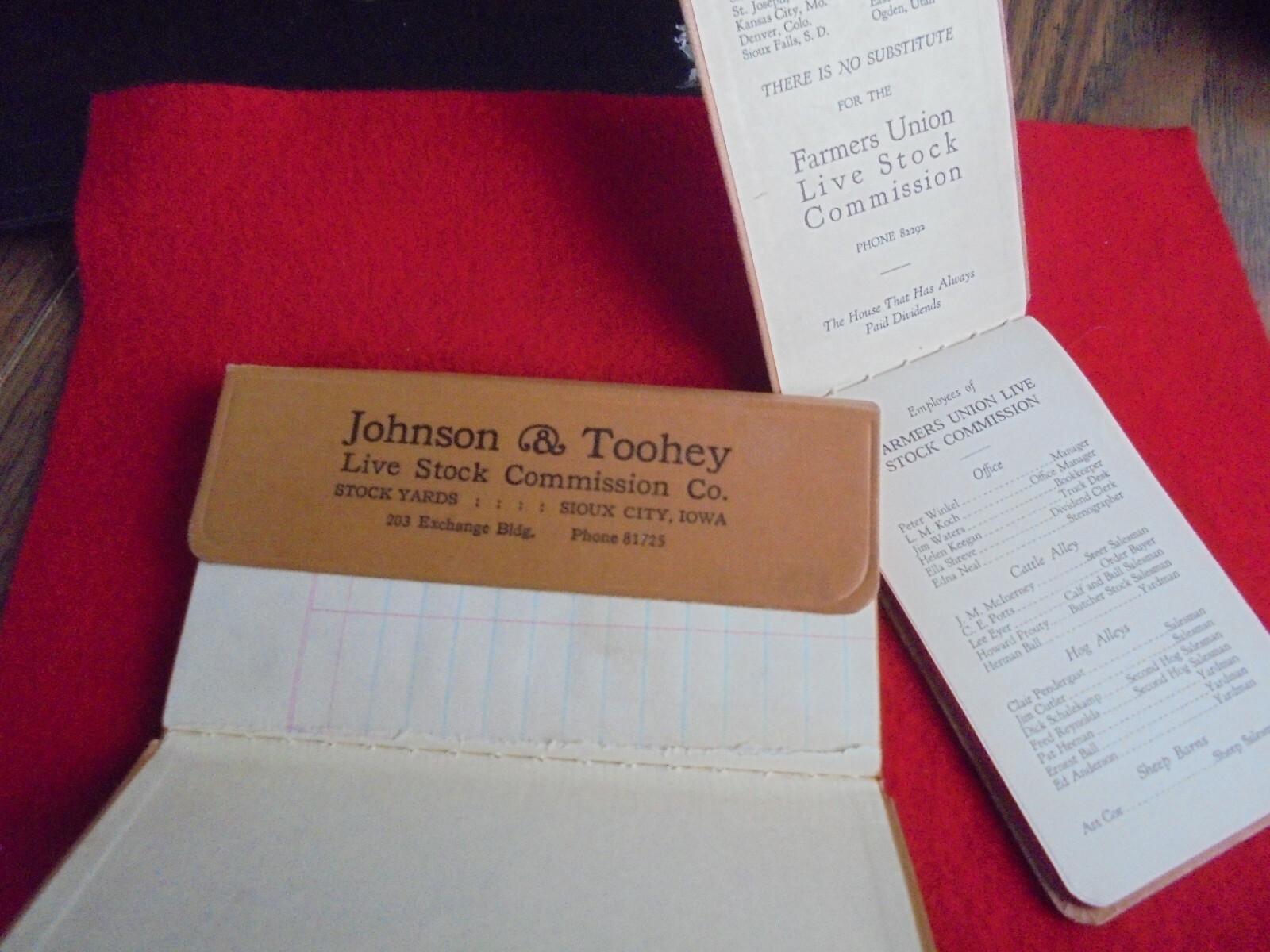 TWO OLD SIOUX CITY STOCK YARD COMMISSION ADVERTISING POCKET BOOKLETS