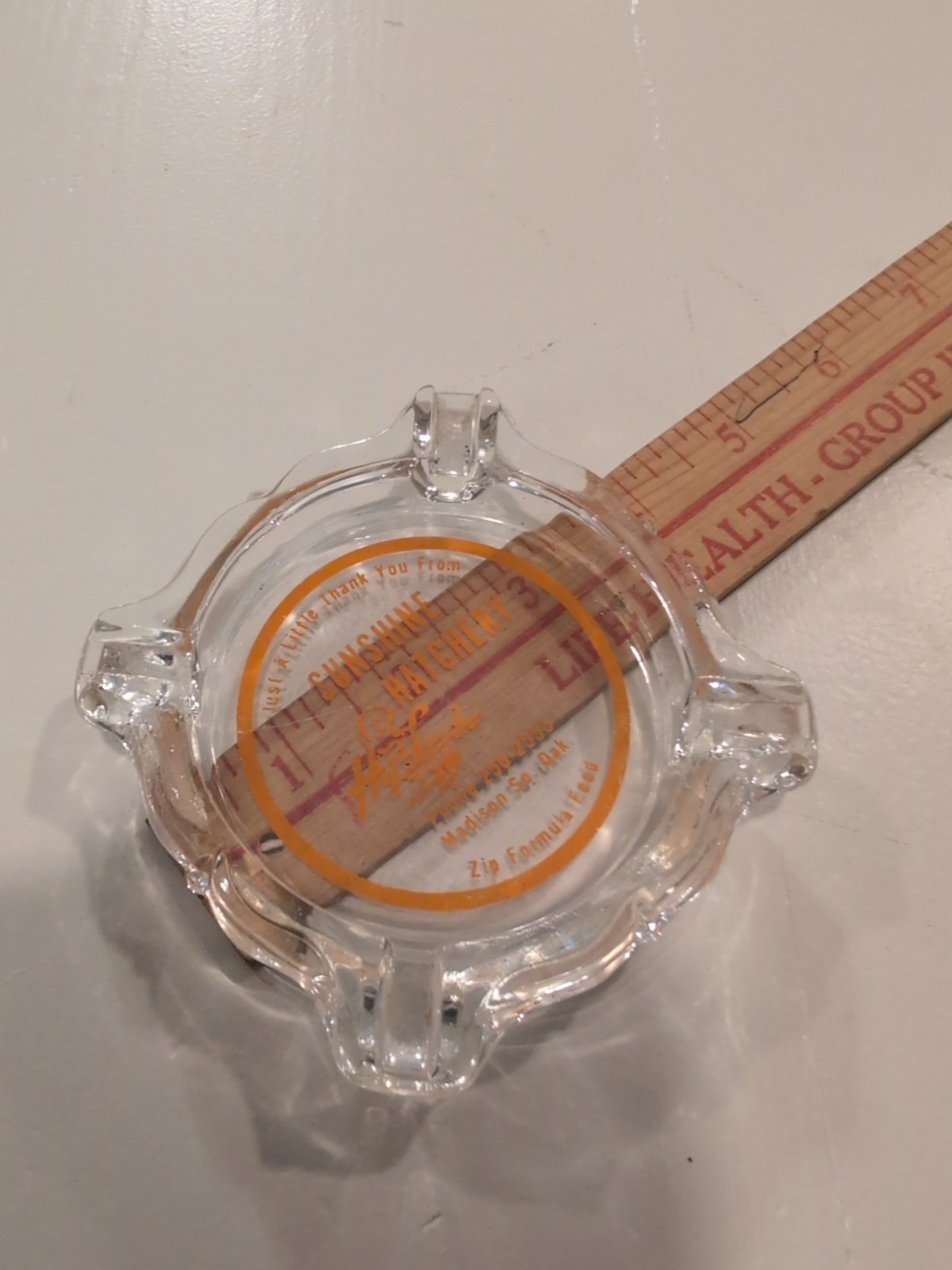 Vtg Sunshine Hatchery Glass Ashtray Madison South Dakota Zip Feed Hy-Line