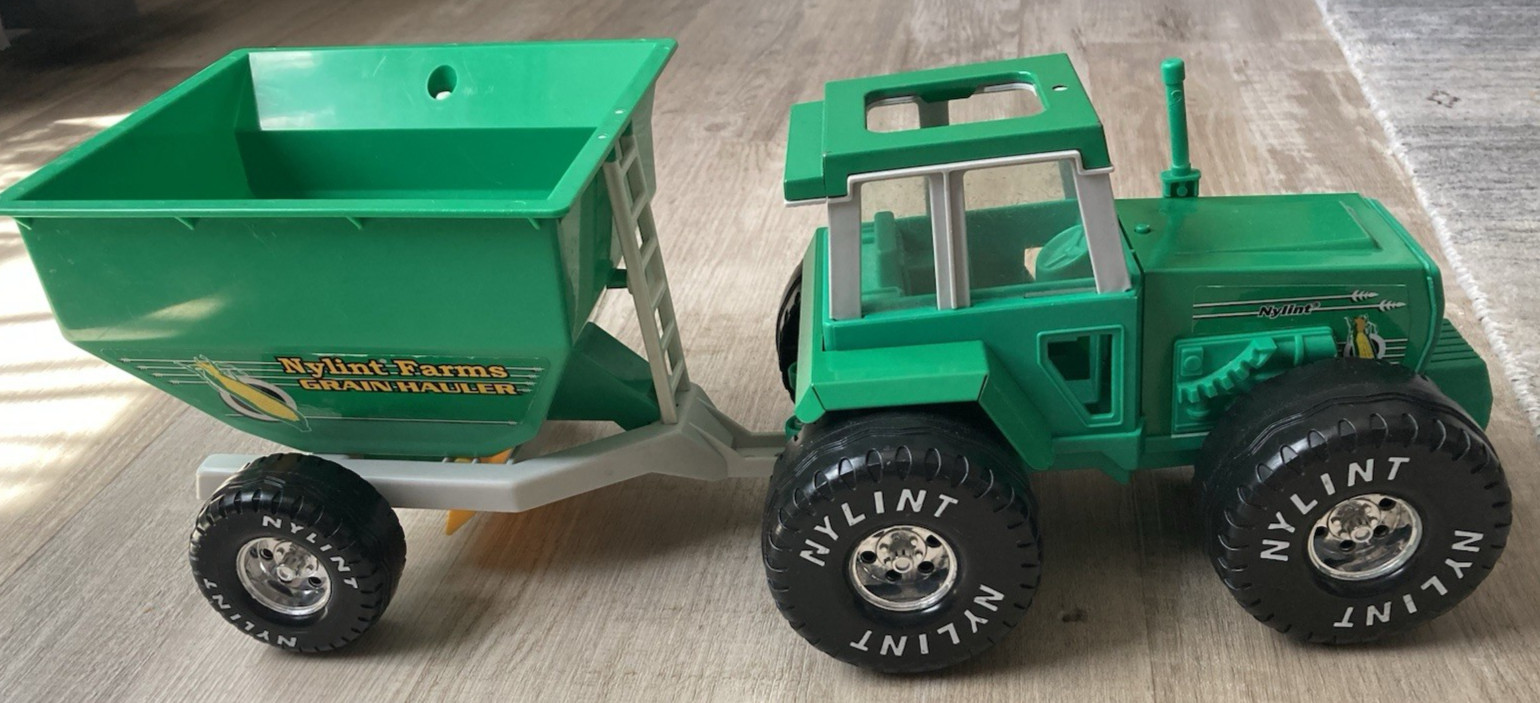 VINTAGE 1990s NYLINT FARMS TRACTOR & Grain Hauler FARM Vehicles