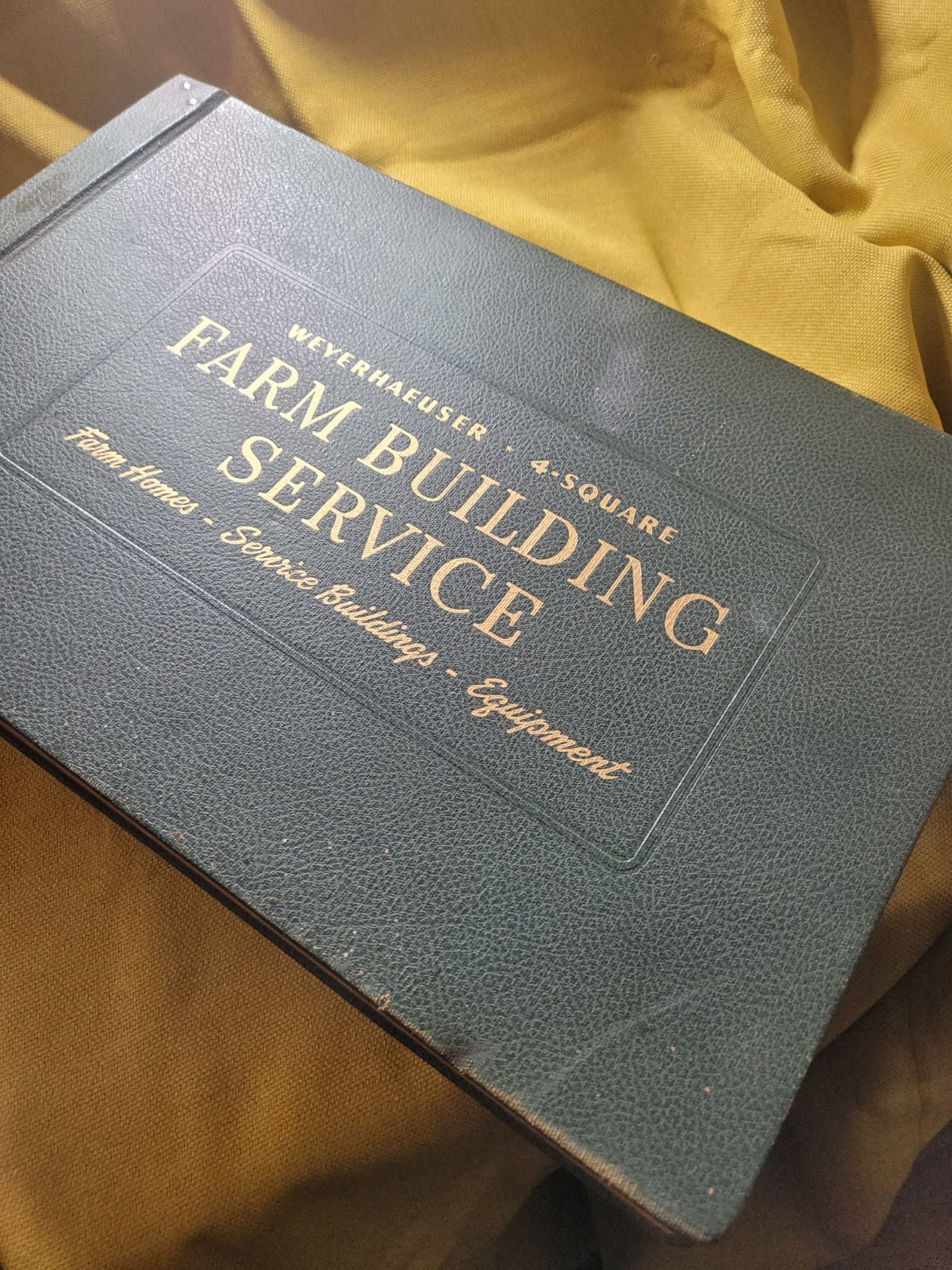 Original WEYERHAEUSER 4 Square Farm Building Service Oblong Book Portfolio