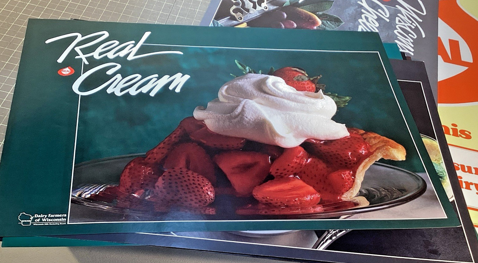 1985 Wisconsin Milk Marketing Promotional 11 Posters 14×20 Kit Recipe Booklets d