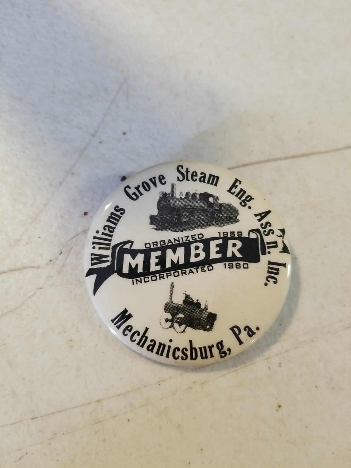 Vintage Williams Grove Steam Engine Assn Member pinback button Mechanicsburg, PA