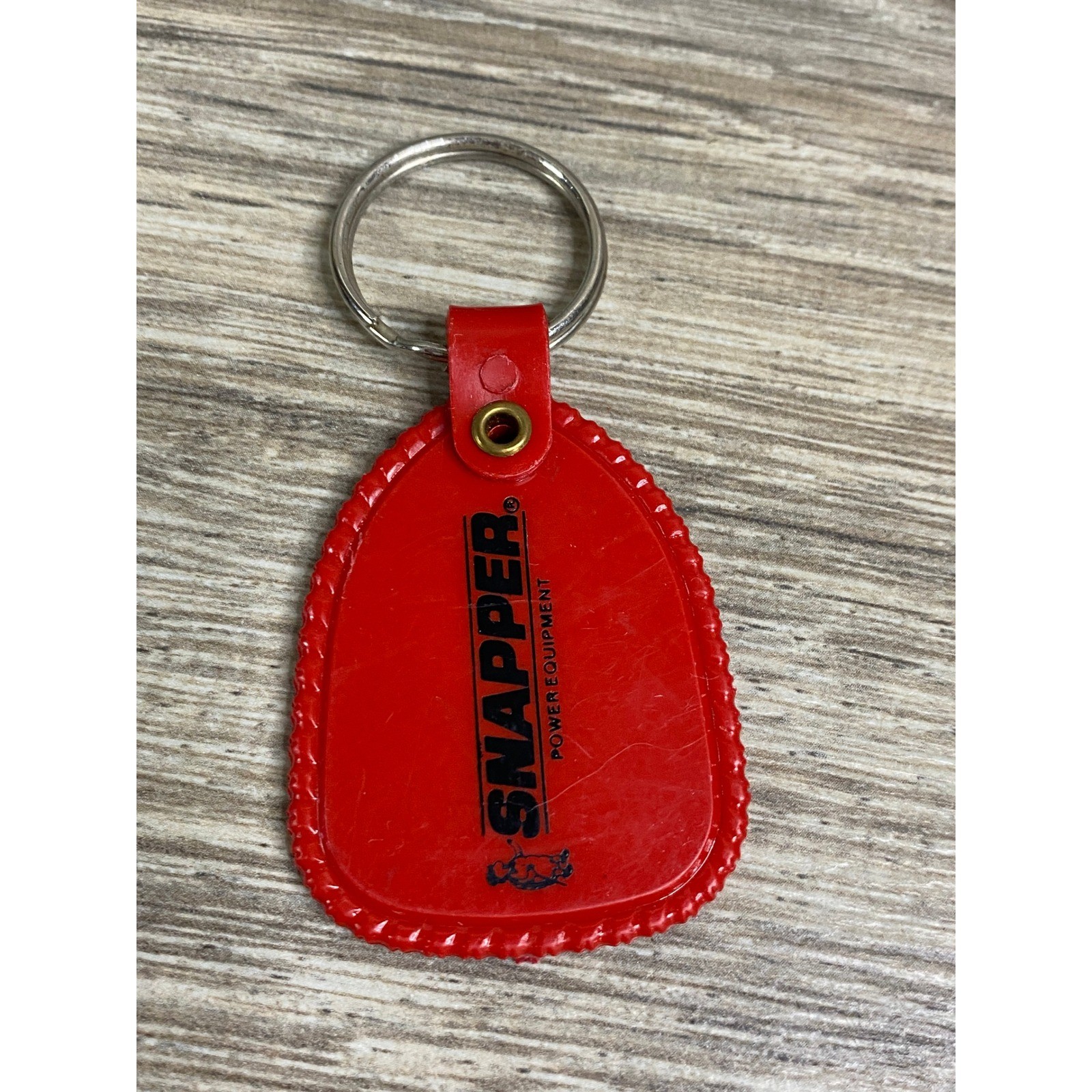 Vintage Snapper Power Equipment Keychain Lingo Hardware Quaker City Ohio Red Fob