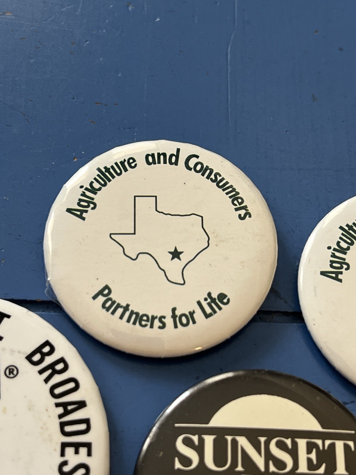 Vintage Agriculture & Farming Buttons