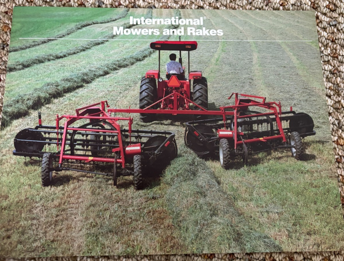 International Harvester Mowers & Rakes For 1983 Brochure FCCA25