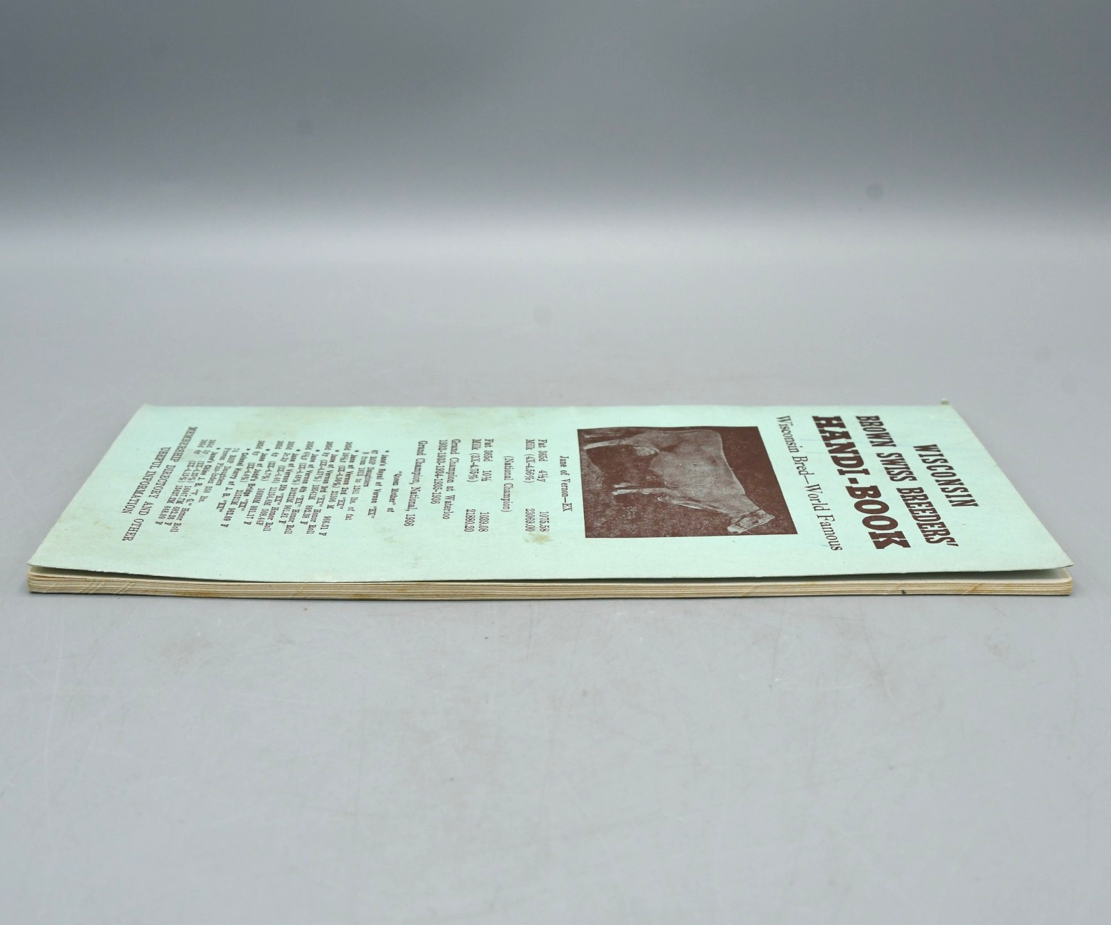 Wisconsin Brown Swiss Breeders Handi Book Directory 1951 Jane of Vernon Cover