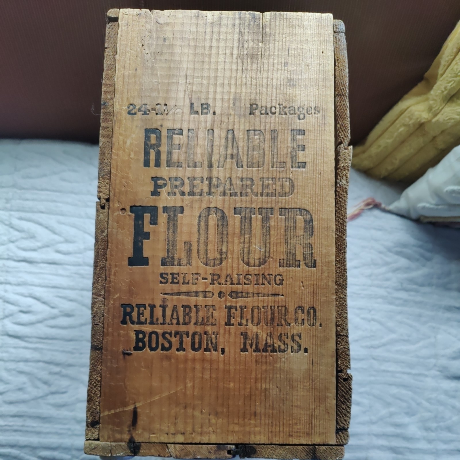 Reliable Prepared Flour Co BOSTON Mass WOOD BOX CRATE Cakes Biscuits Pastry