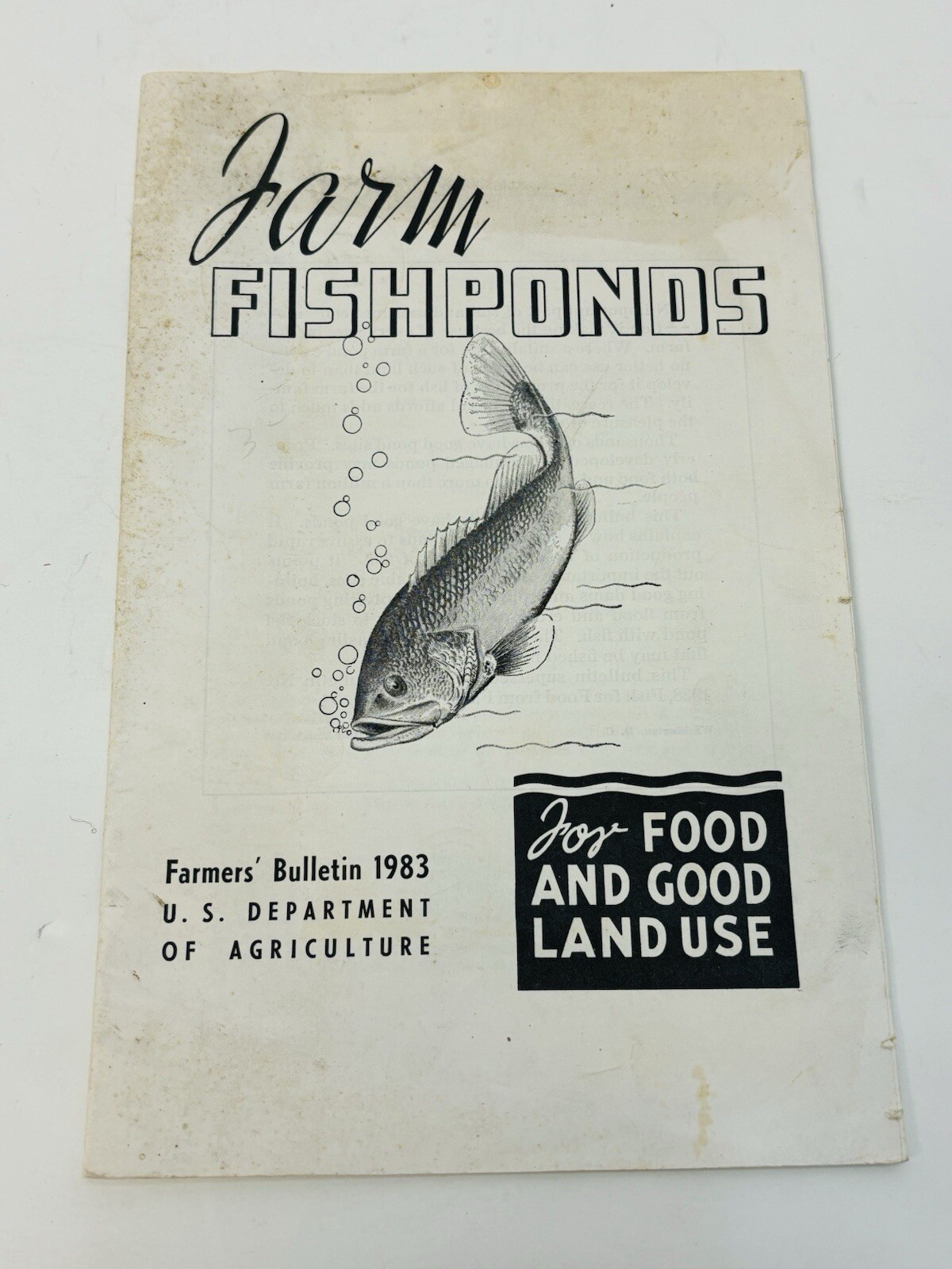 1983 USDA Farmers&rsquo; Bulletin Farm Fish Ponds Booklet For Food & Good Land Use