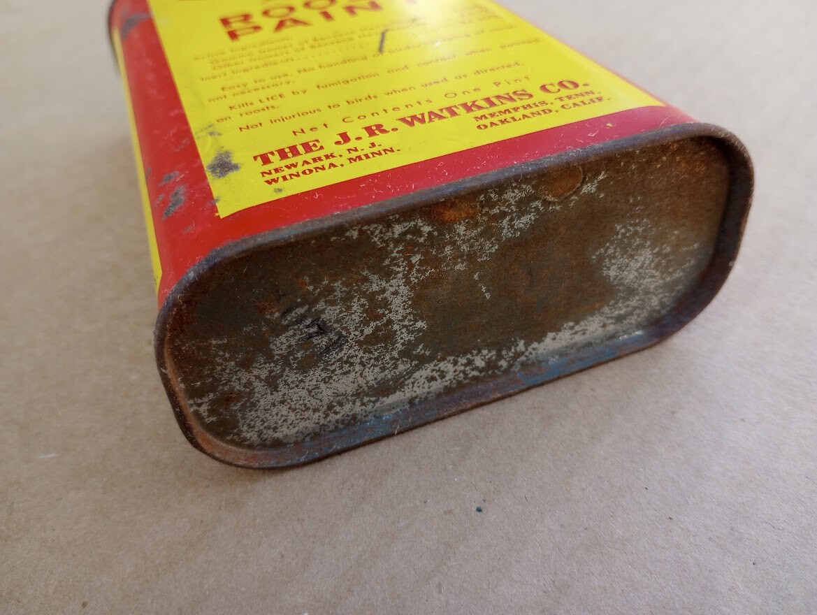 Another vintage can for farmhouse decor