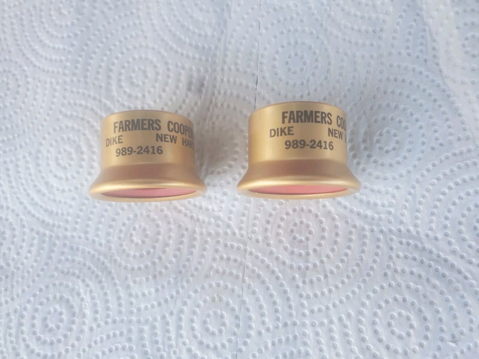 2 Metal Bottle Cappers Land O Lakes Felco Dike New Hartford Iowa Farmers Co-op