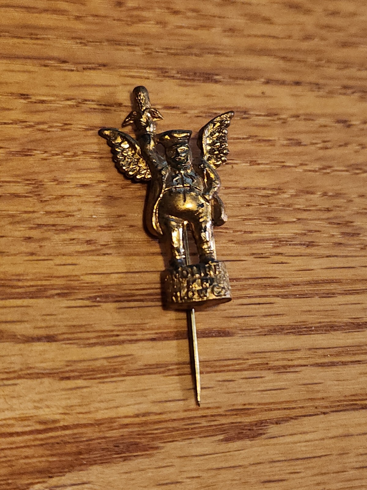 Moline Plow Co Flying Dutchman Corn Stickpin Pin Advertising
